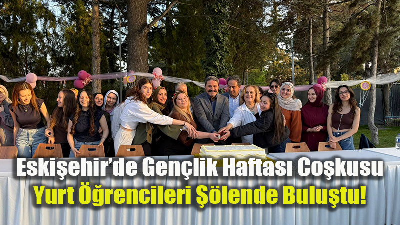 Yunus Emre Yurdu�nda �enlik Havas�: �l M�d�r� Hasan Kal�n Gen�lerle Bulu�tu